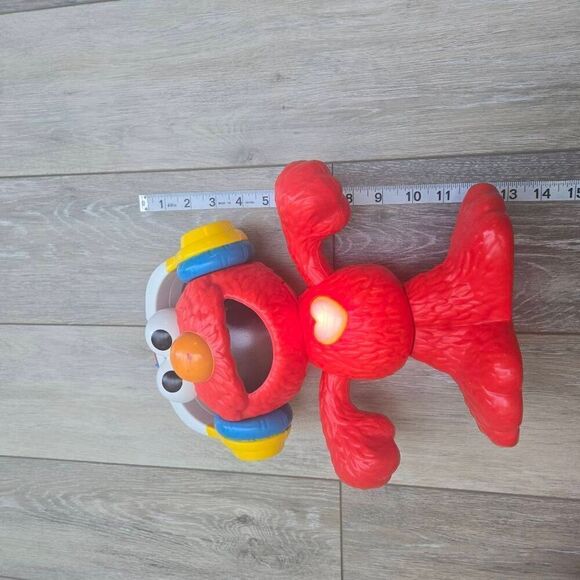 Sesame Street Let's Dance Elmo: 12-inch Elmo Toy Sings Sesame Street Toy for Kid - Picture 7 of 15